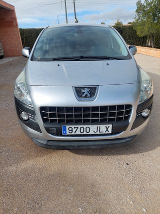 Peugeot 3008 2013