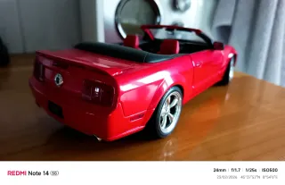 Ford Mustang Convertibile 1:18 Hot Wheels