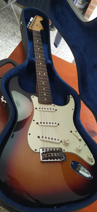 Fender Stratocaster MIM