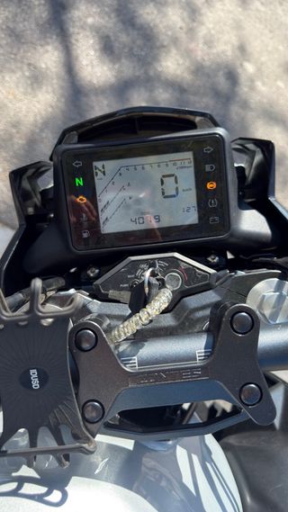 Zontes Z2 125 Naked Gris/Plata