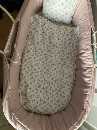 Moisés para bebé mimbre rosa