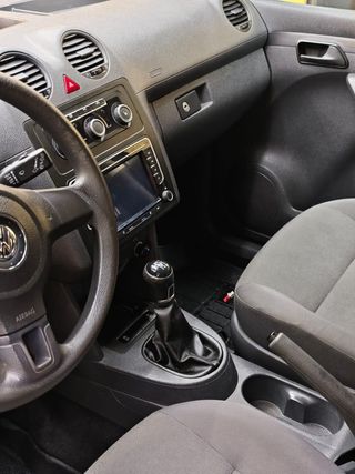 Volkswagen Caddy 2014