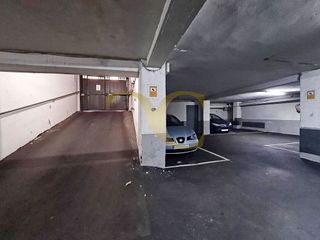 Garaje en venta en Zona Teatro Campoamor en Oviedo