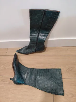 Botas verdes efecto piel de cocodrilo