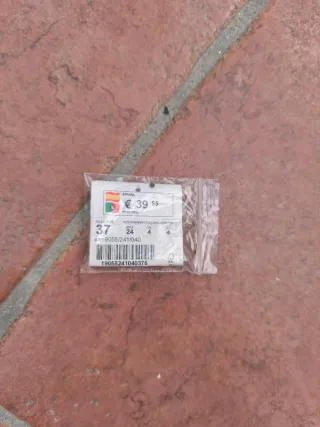 Zapatos de tacón Stradivarius negros