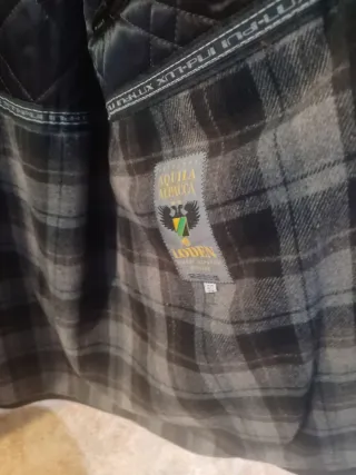 Abrigo de hombre negro