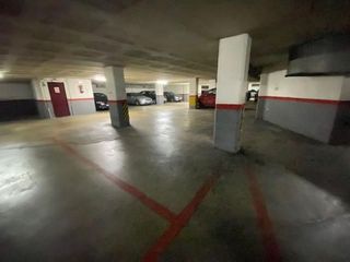 Garaje en venta en Centre en Sabadell