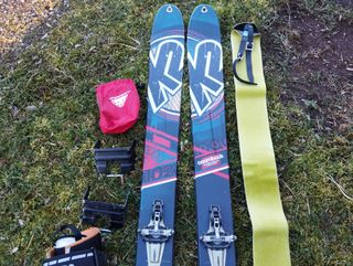 Esquis K2 Travesía/pieles/cuchillas + Botas Scarpa
