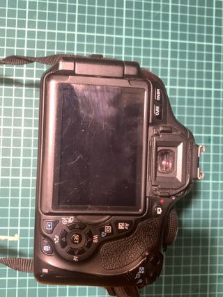 Cámara Canon EOS 600D