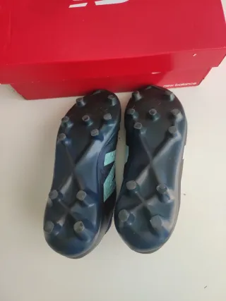 Botas de fútbol New Balance Talla 3
