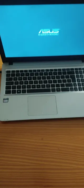 Portátil ASUS Negro