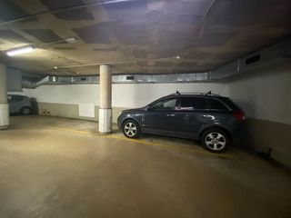 Garaje en venta en Centre en Santa Coloma de Gramanet