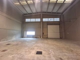 Nave industrial en alquiler en Massanassa