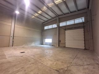 Nave industrial en alquiler en Massanassa