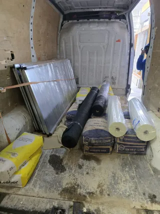 TRANSPORTE Y MUDANZAS