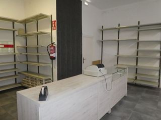 Local comercial en alquiler en Riu en Santa Coloma de Gramanet