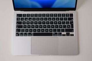 MacBook Air M3 16+512GB IMPOLUTO