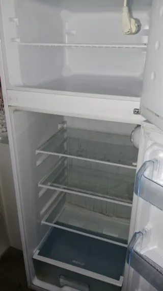 Nevera Beko 150cm Blanca