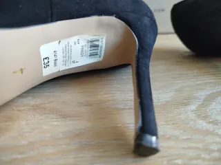 Zapatos tacón River Island negros mujer