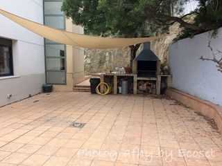 Chalet en venta en Cervelló