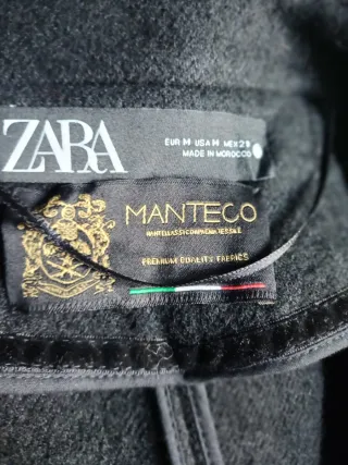 Abrigo Zara Edición Limitada Negro