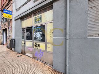 Local comercial en venta en El Llano en Gijón