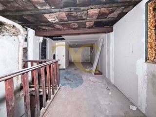 Local comercial en venta en El Llano en Gijón