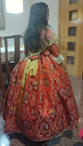 Traje de Fallera Rojo Anaranjado de 6 a 7 años