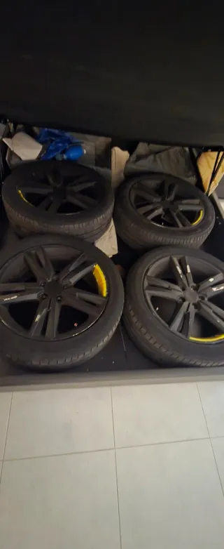 Llantas Seat Ateca Vinilo Negro