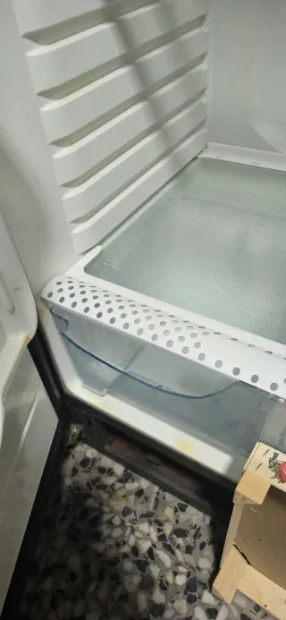 Nevera sin congelador AEG