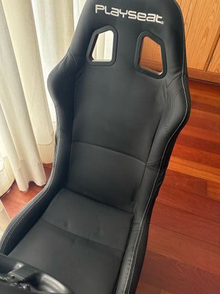 Thrustmaster TGT II + TLCM + Playseat