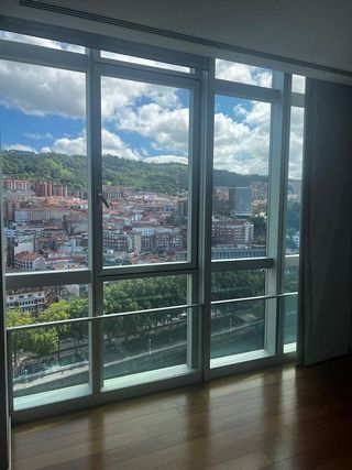 Piso en alquiler en Barrio de Abando en Bilbao