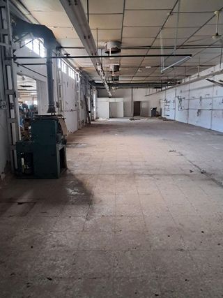 Nave industrial en venta en Algorós - El Derramador en Elche