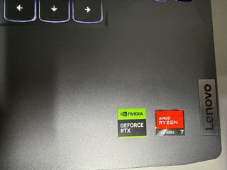 Portátil Lenovo LOQ Negro/Gris