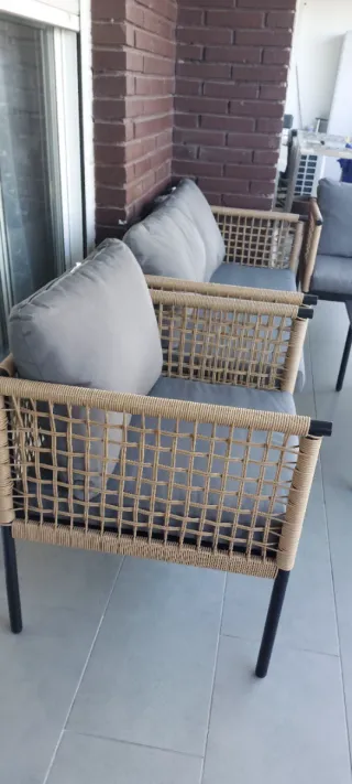 Conjunto Sofás Jardín Ratán y Metal