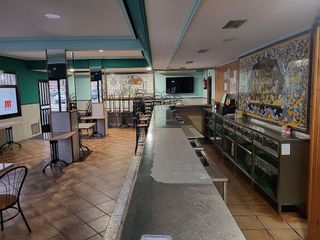 Local comercial en alquiler en Tres Olivos - La Piedad en Talavera de la Reina