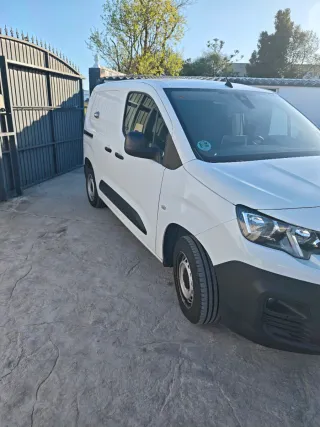 Peugeot Partner 2021