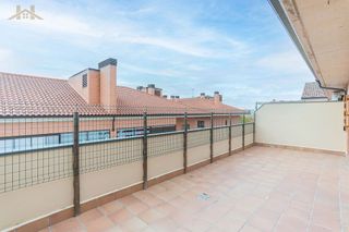 Ático en alquiler en El Pinar - La Dehesa - Resto de Navalcarnero en Navalcarnero