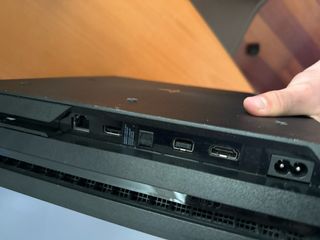 PlayStation 4 Pro 1tb