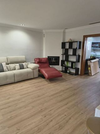 Casa adosada en alquiler en El Travaló - Martínez Valero en Elche