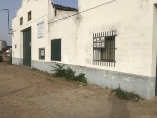 Nave industrial en venta en Almendralejo