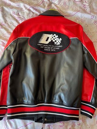 Cazadora Zara Cuero Roja y Negra