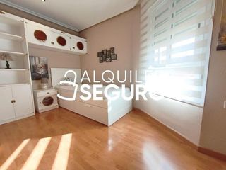 Piso en alquiler en El Pla de Sant Josep - L'Asil en Elche