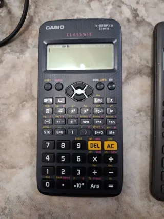 Calculadora Casio fx-82MS