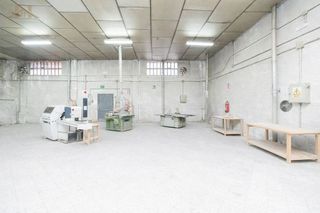 Nave industrial en venta en Humanes de Madrid