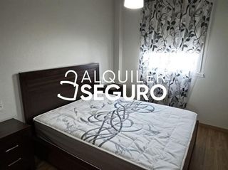 Piso en alquiler en Bellavista en Sevilla