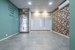 Local comercial en venta en Las Tres Cruces en Armilla