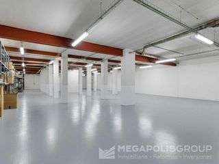 Local comercial en alquiler en Navas en Barcelona