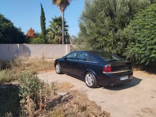 Vendo mi bello Opel Vectra 2003 GTS
