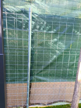 2 Vallas de obra metálica